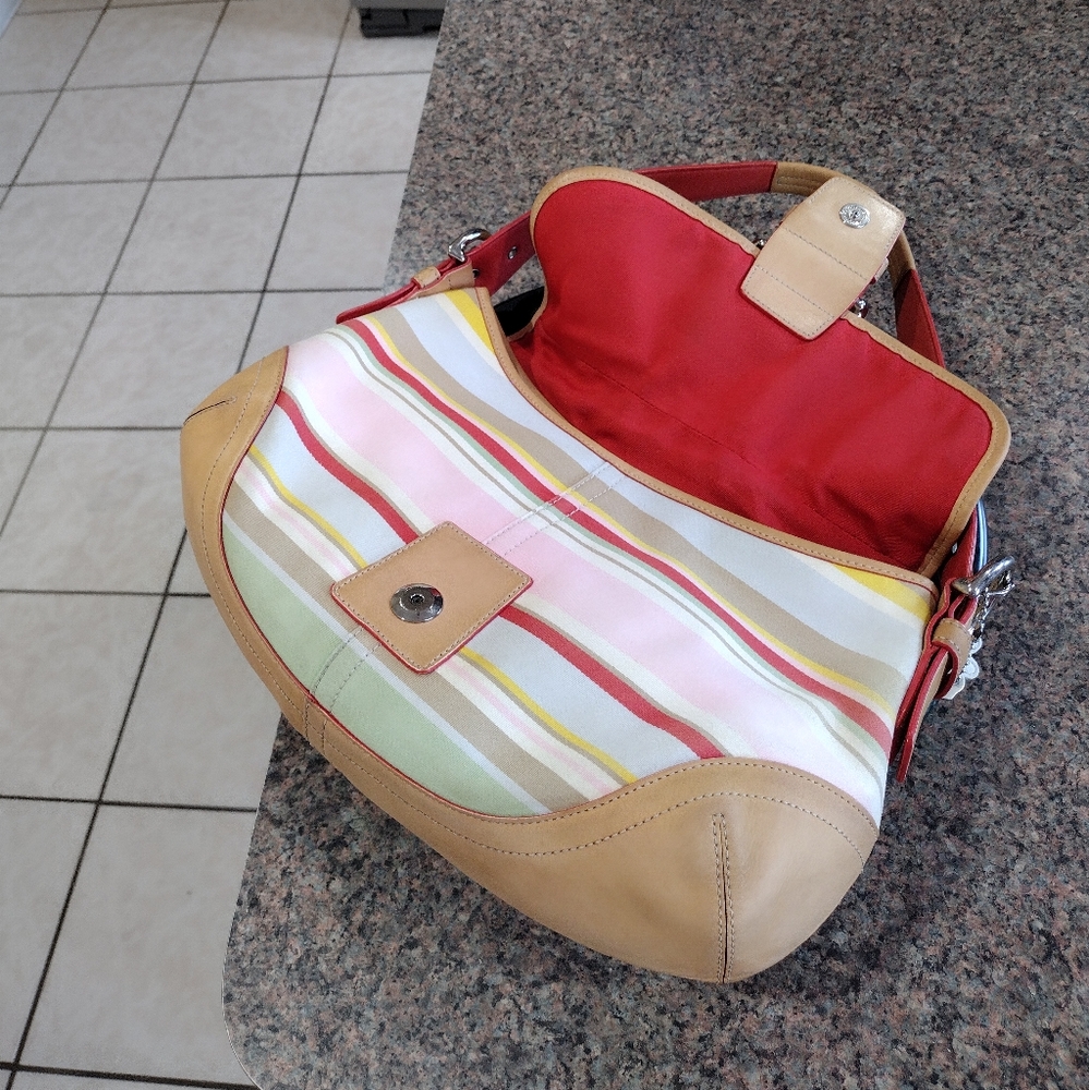 Coach Soho Daisy Shoulder Bag - Picture 13 of 17